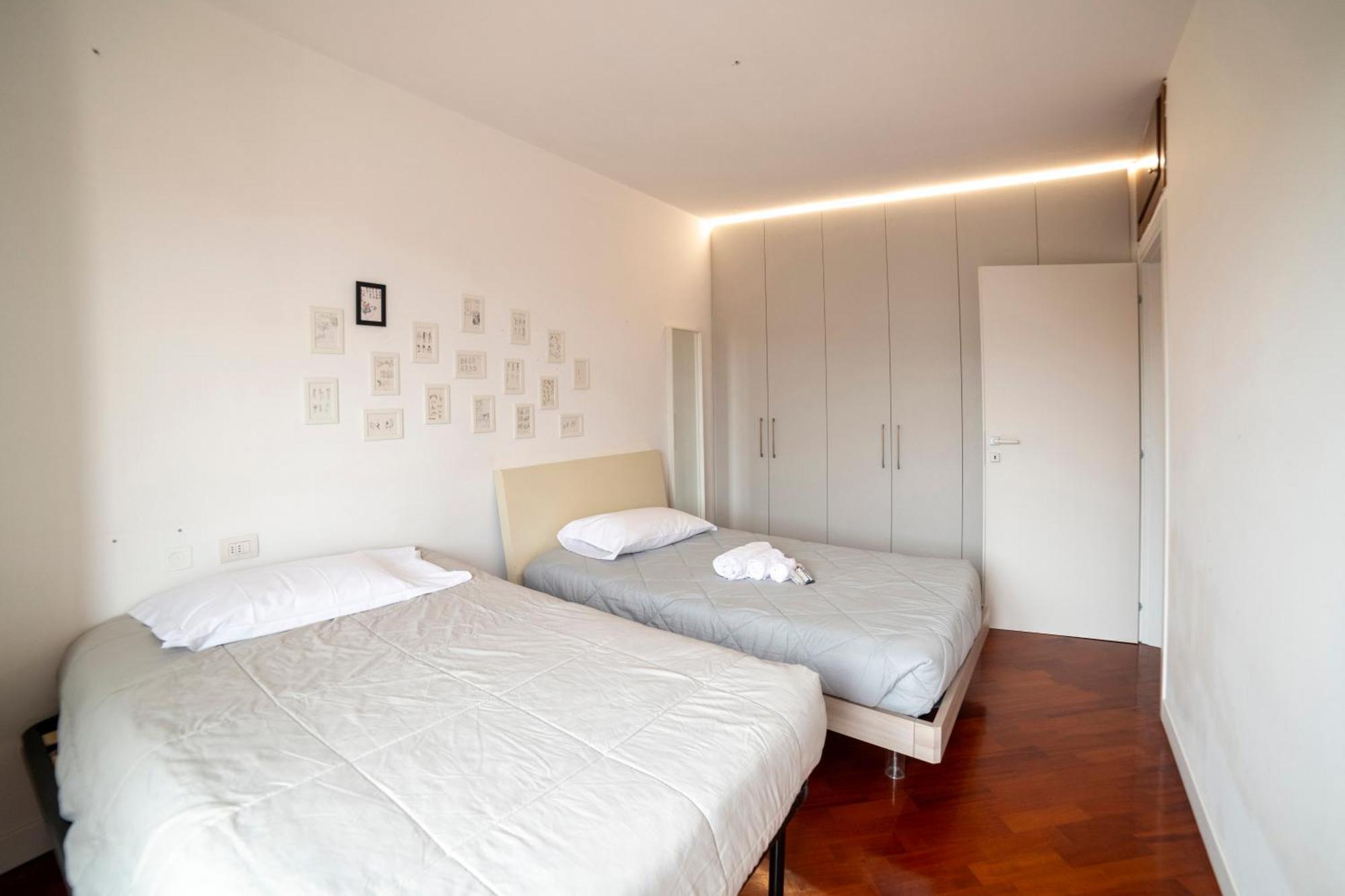 Villa Fenix Milano Bagian luar foto