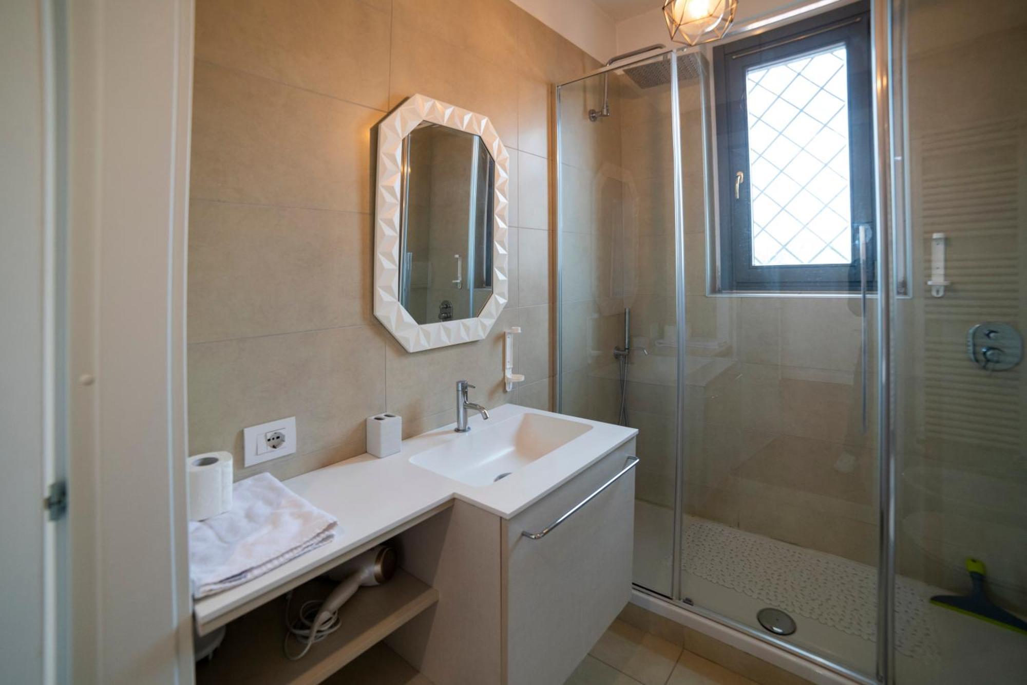 Villa Fenix Milano Bagian luar foto